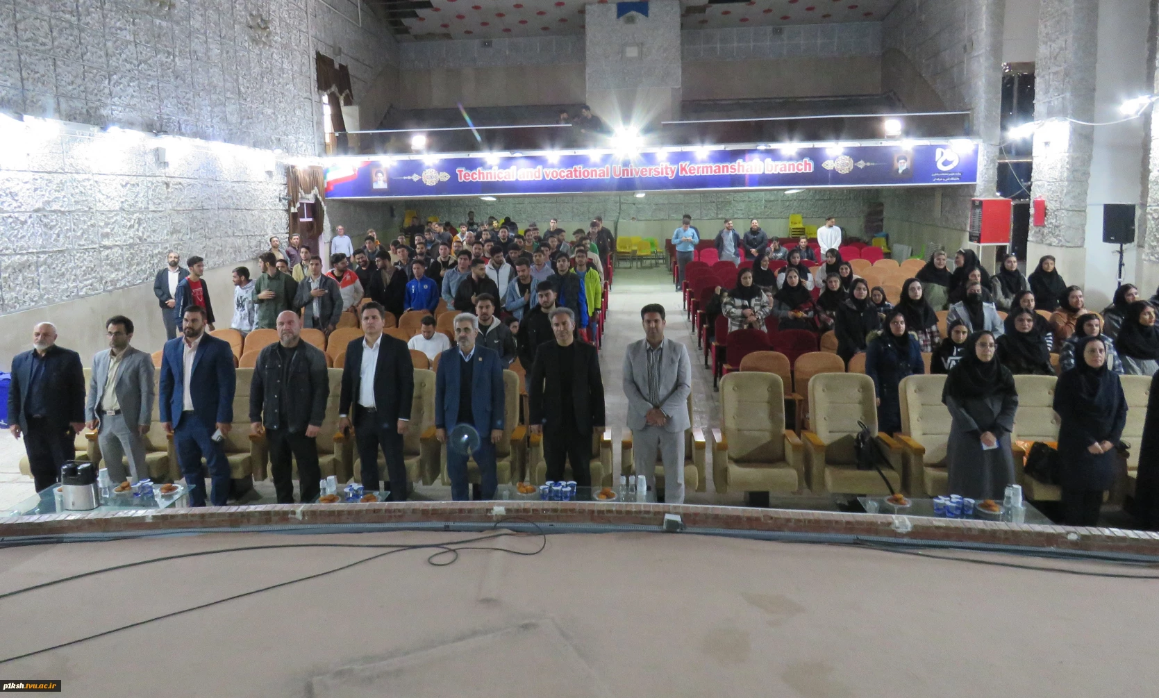 برگزاری کارگاه آموزش مفاهیم کارآفرینی و نشست با کارآفرینان موفق در دانشگاه ملی مهارت استان کرمانشاه