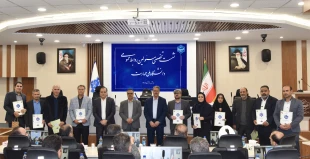 با حضور مشاور وزیر و مدیرکل حوزه وزارتی و روابط عمومی وزارت عتف و رئیس دانشگاه ملی مهارت صورت گرفت؛
معرفی روابط عمومی‌های برتر سال ۱۴۰۳دانشگاه ملی مهارت 2