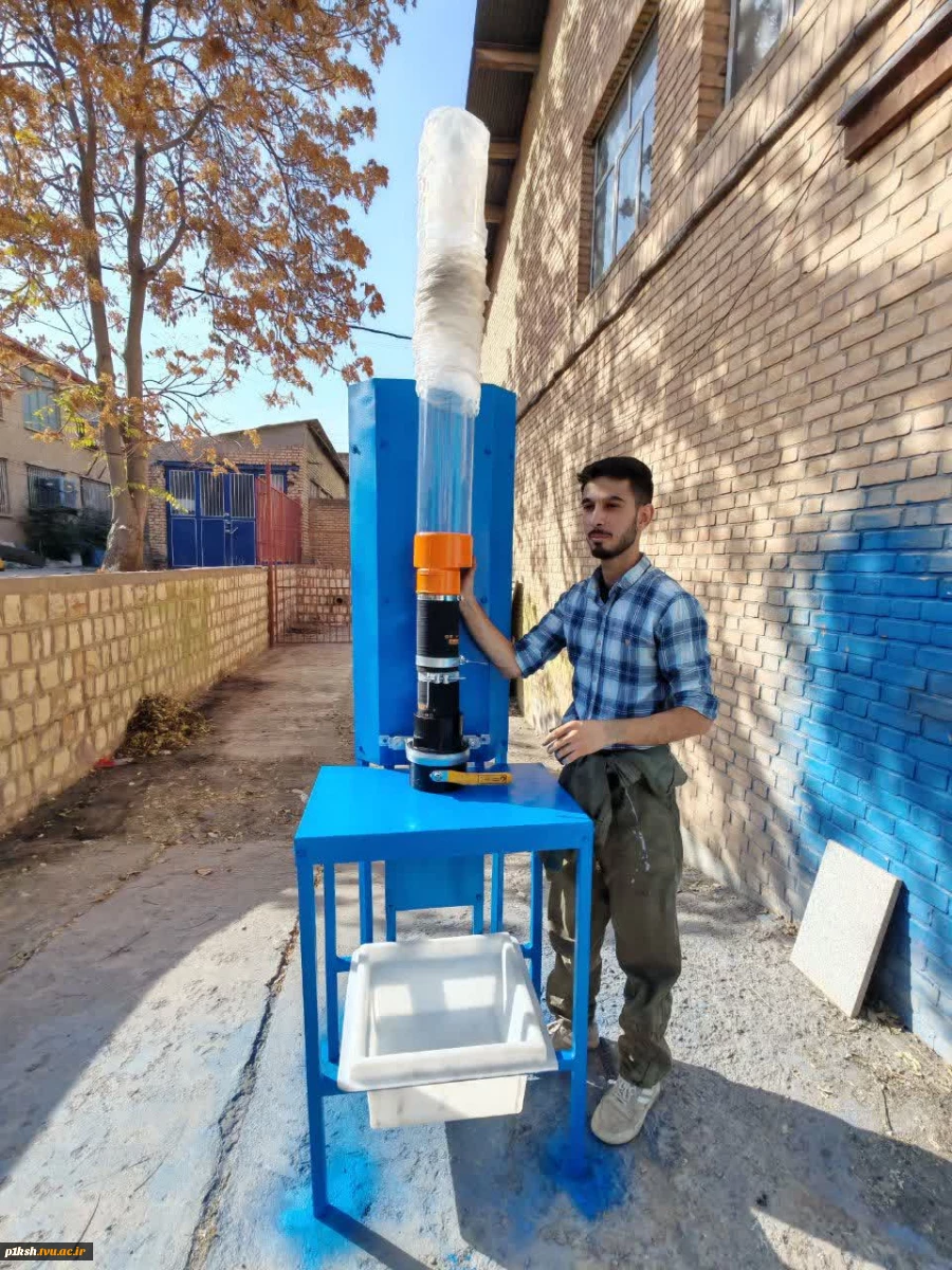 کسب افتخاری دیگر توسط اساتید و دانشجویان دانشگاه ملی مهارت استان کرمانشاه:
طراحی و ساخت «دستگاه سنجش نفوذپذیری بتن متخلخل» موفق به کسب سطح آمادگی فناوری (TRL5) در تراز جهانی شد 2