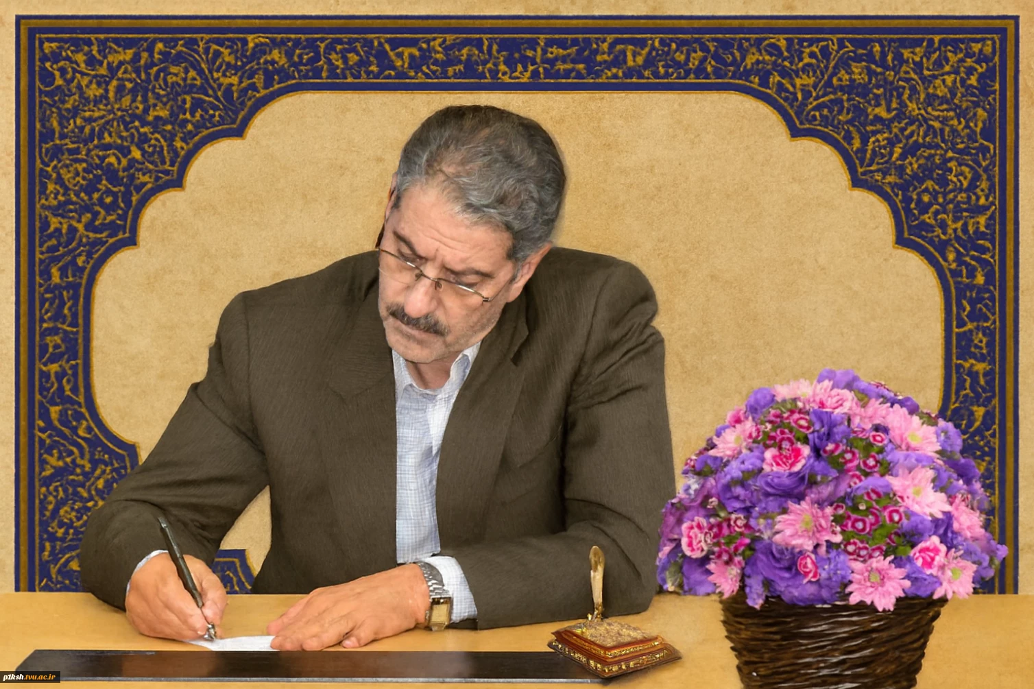 رئیس دانشگاه ملی مهارت در جریان سفر به استان یزد با استاندار دیدار و گفت‌وگو کرد.