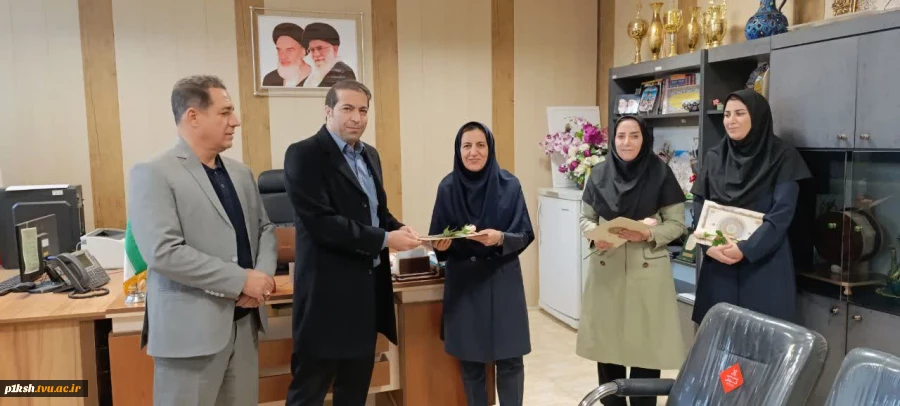 تجلیل از بانوان کارمند دانشگاه ملی مهارت واحد استان کرمانشاه به مناسبت ولادت حضرت زهرا(س)  11