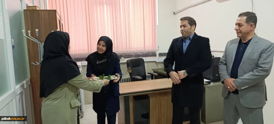 تجلیل از بانوان کارمند دانشگاه ملی مهارت واحد استان کرمانشاه به مناسبت ولادت حضرت زهرا(س)  13