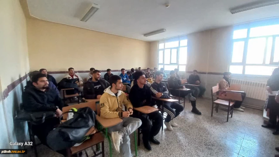 برگزاری جلسه انتخاباتی شورای ورزشی دانشجویی آموزنشکده شماره یک 2