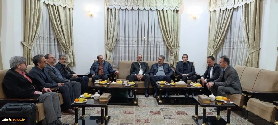 پیش از پرواز به تهران صورت گرفت:
دیدار ریاست دانشگاه ملی مهارت کرمانشاه با دکتر زمانی 5