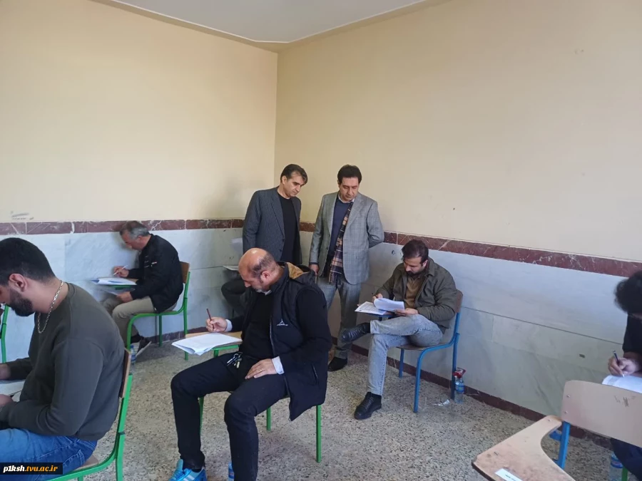 برگزاری جلسه آزمون استخدامی در دانشگاه ملی مهارت استان کرمانشاه 5