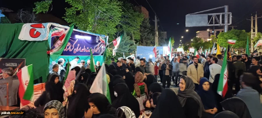 در هفتادو سومین موج تجمعات مردمی انجام شد:
برگزاری ایستگاه صلواتی توسط دانشگاه ملی مهارت کرمانشاه
 3