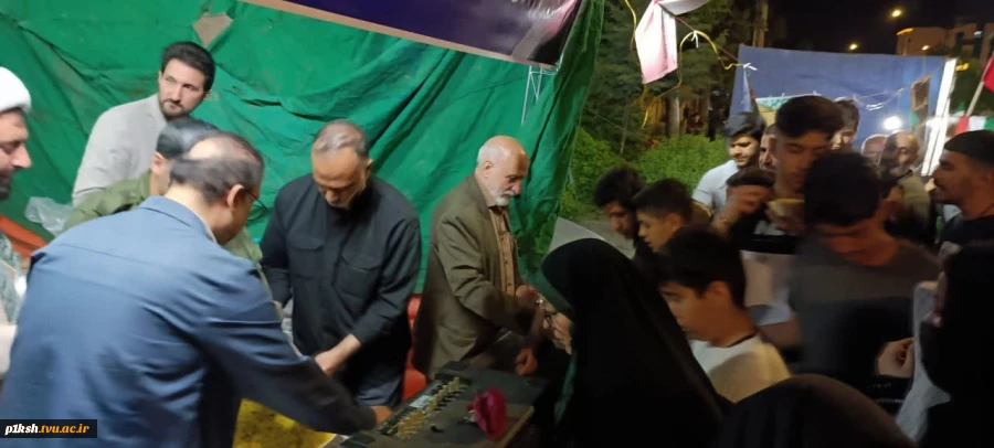 در هفتادو سومین موج تجمعات مردمی انجام شد:
برگزاری ایستگاه صلواتی توسط دانشگاه ملی مهارت کرمانشاه
 2