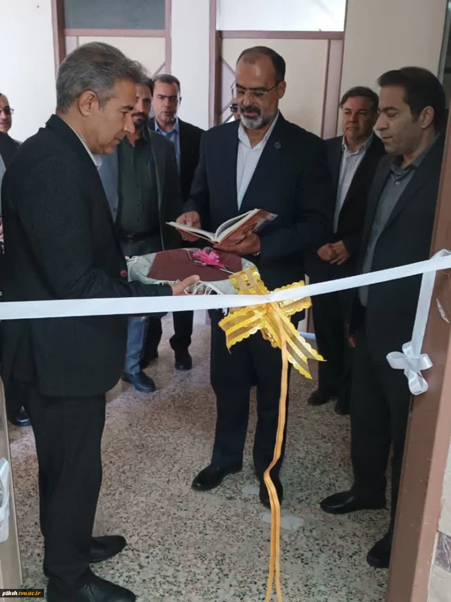 توسط معاونت اداری، مالی و مدیریت منابع دانشگاه ملی مهارت انجام شد:
 افتتاح چهارسایت کامپیوتر در دانشگاه ملی مهارت استان کرمانشاه 2
