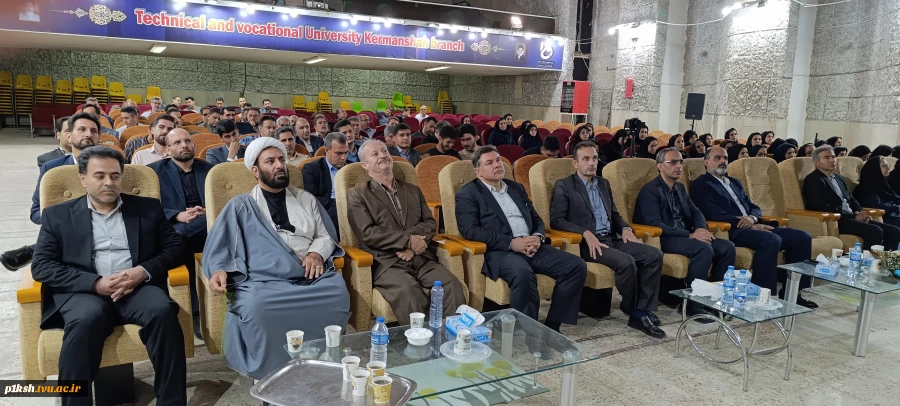 تجلیل از سرآمدان آموزشی هیئت علمی و مدعو دانشگاه ملی مهارت واحد استانی کرمانشاه 8