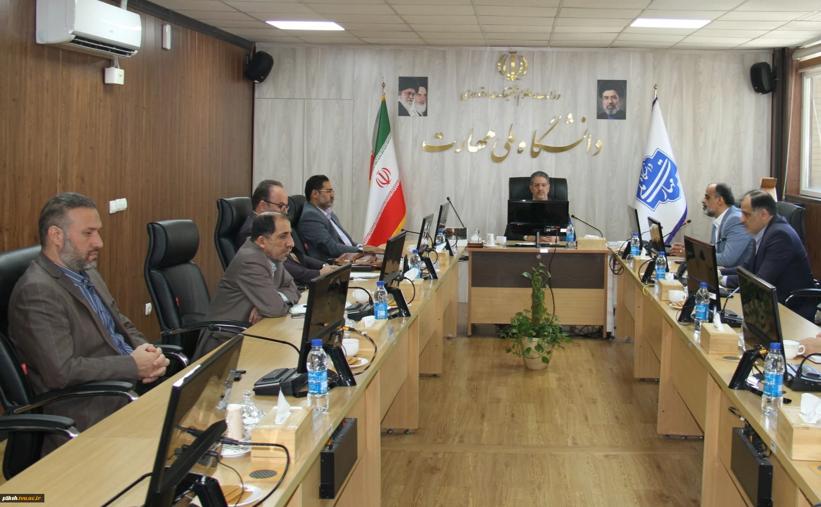برگزاری نشست وبیناری هم‌اندیشی هیئت رئیسه دانشگاه با اعضای هیئت علمی