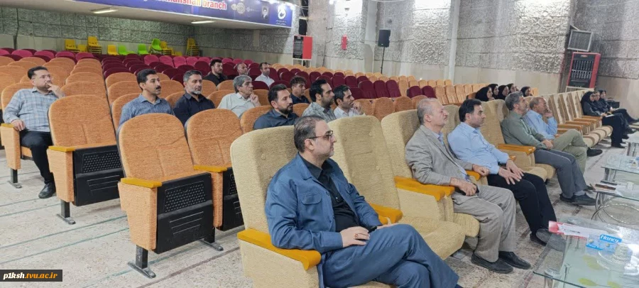 به همت اداره برنامه، بودجه و تحول اداری صورت گرفت:
برگزاری کارگاه آموزشی ارتباط موثر در سازمان در دانشگاه ملی مهارت استان کرمانشاه
 2