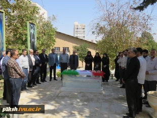 تجدید بیعت اساتید و کارکنان دانشگاه ملی مهارت استان کرمانشاه با شهدا و امام شهدا و امام شهید 4